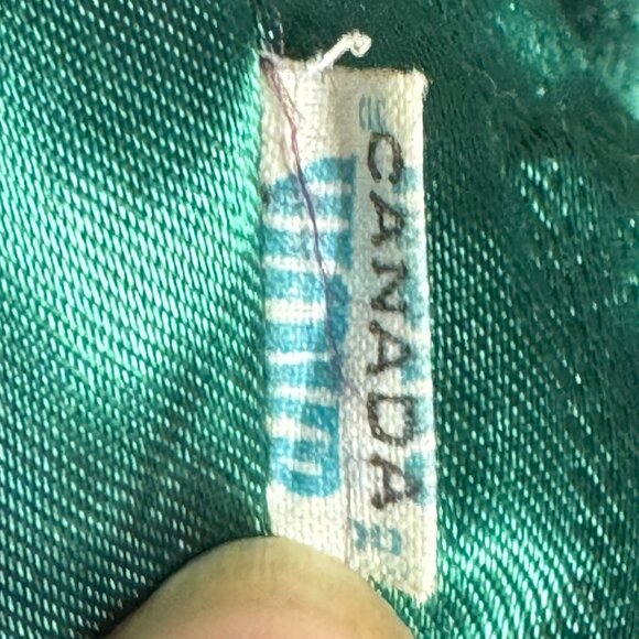 Vintage 60s fall coat, Kelly green ribbed textured, maxi length, size 6/8 (S/M) - Picture 13 of 16